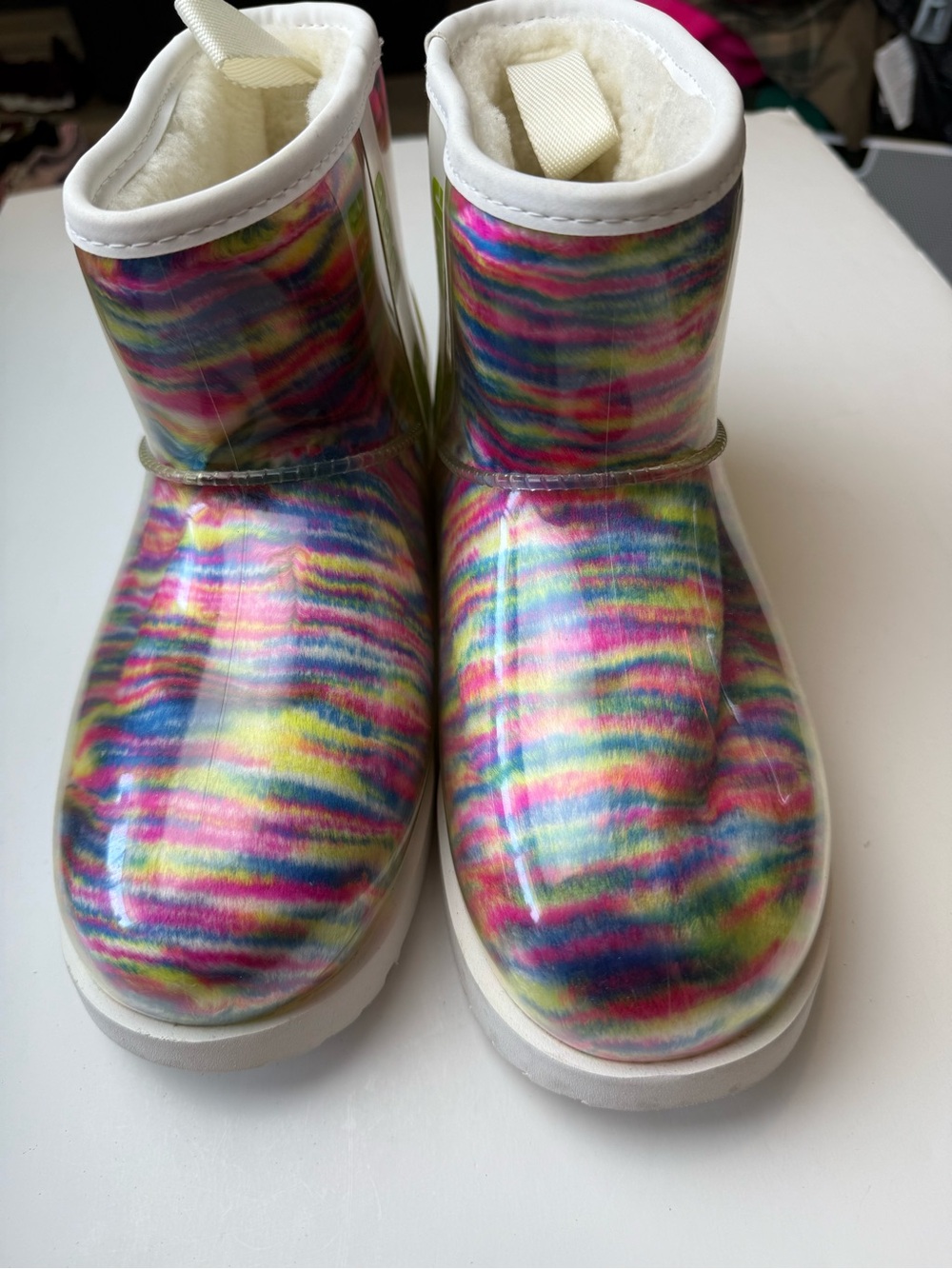 NWOT Women’s UGG Classic Clear Mini Pixelate White/Multi-color Low Boots Size 6